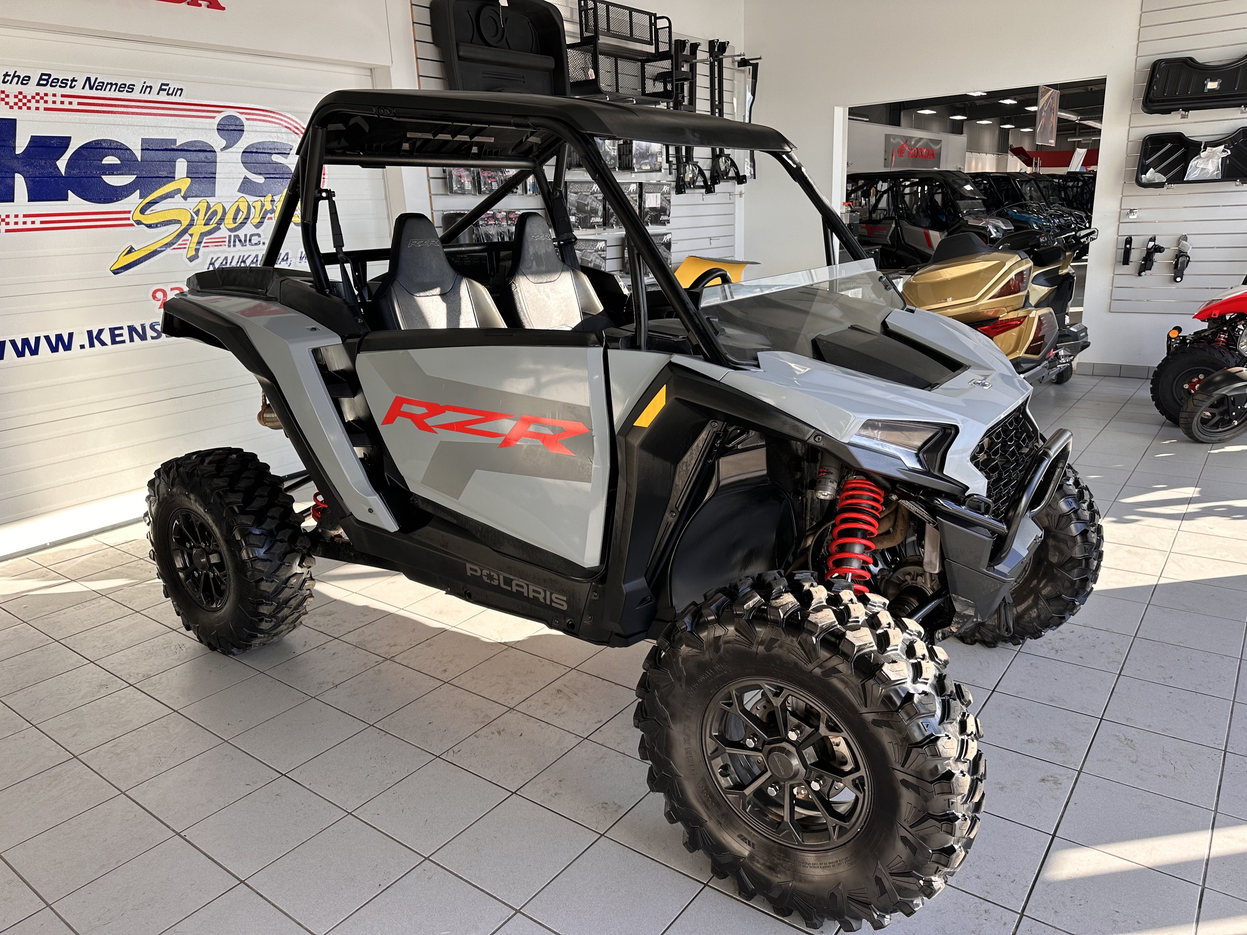 2025 Polaris RZR XP 1000 Premium