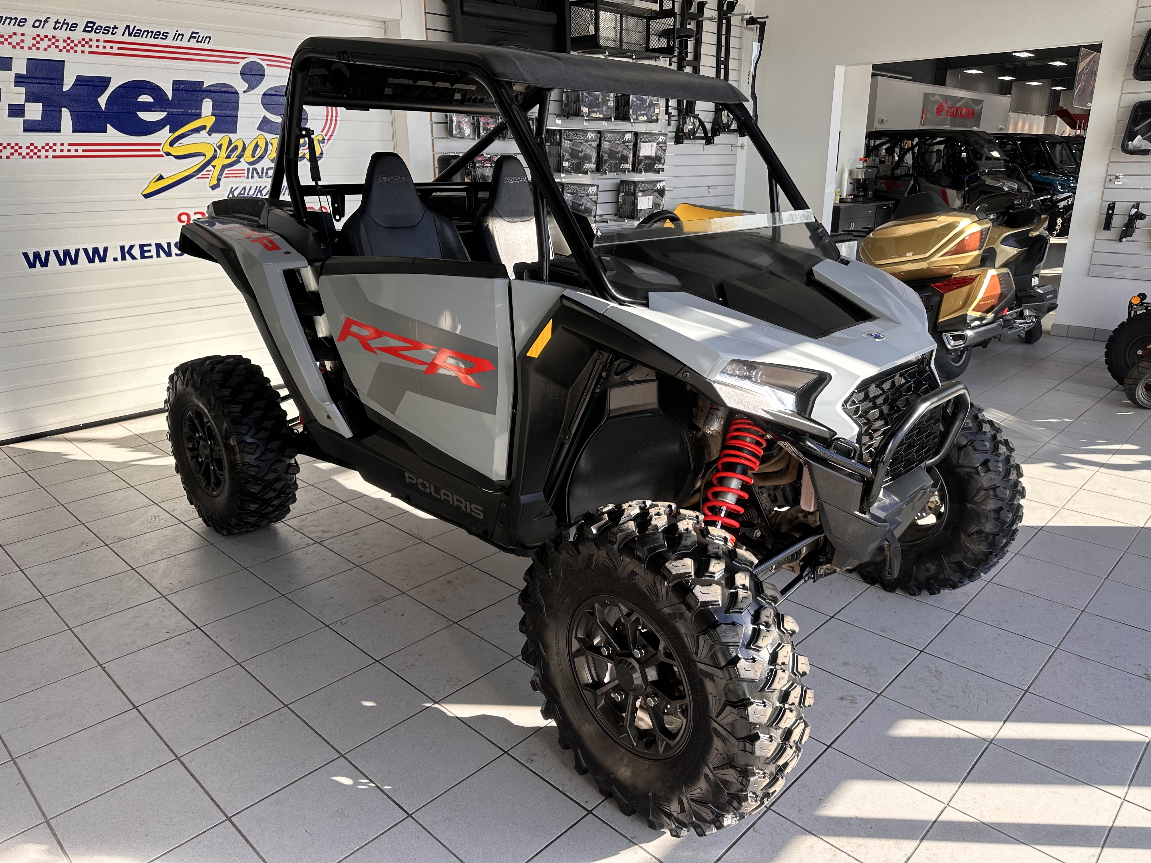 2025 Polaris RZR XP 1000 Premium