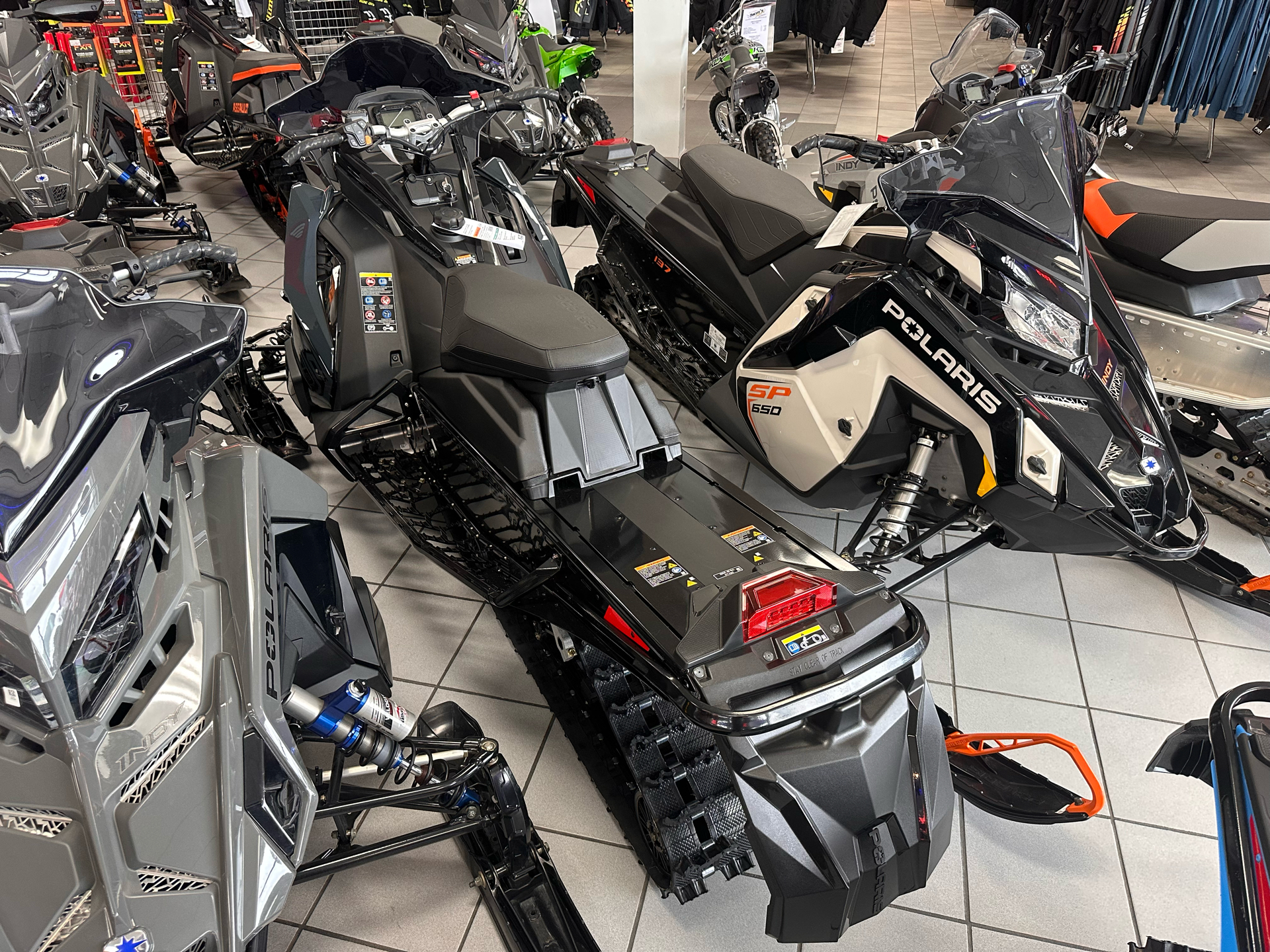 New 2026 Polaris 650 INDY XC 137 ES | Snowmobiles in Kaukauna WI ...