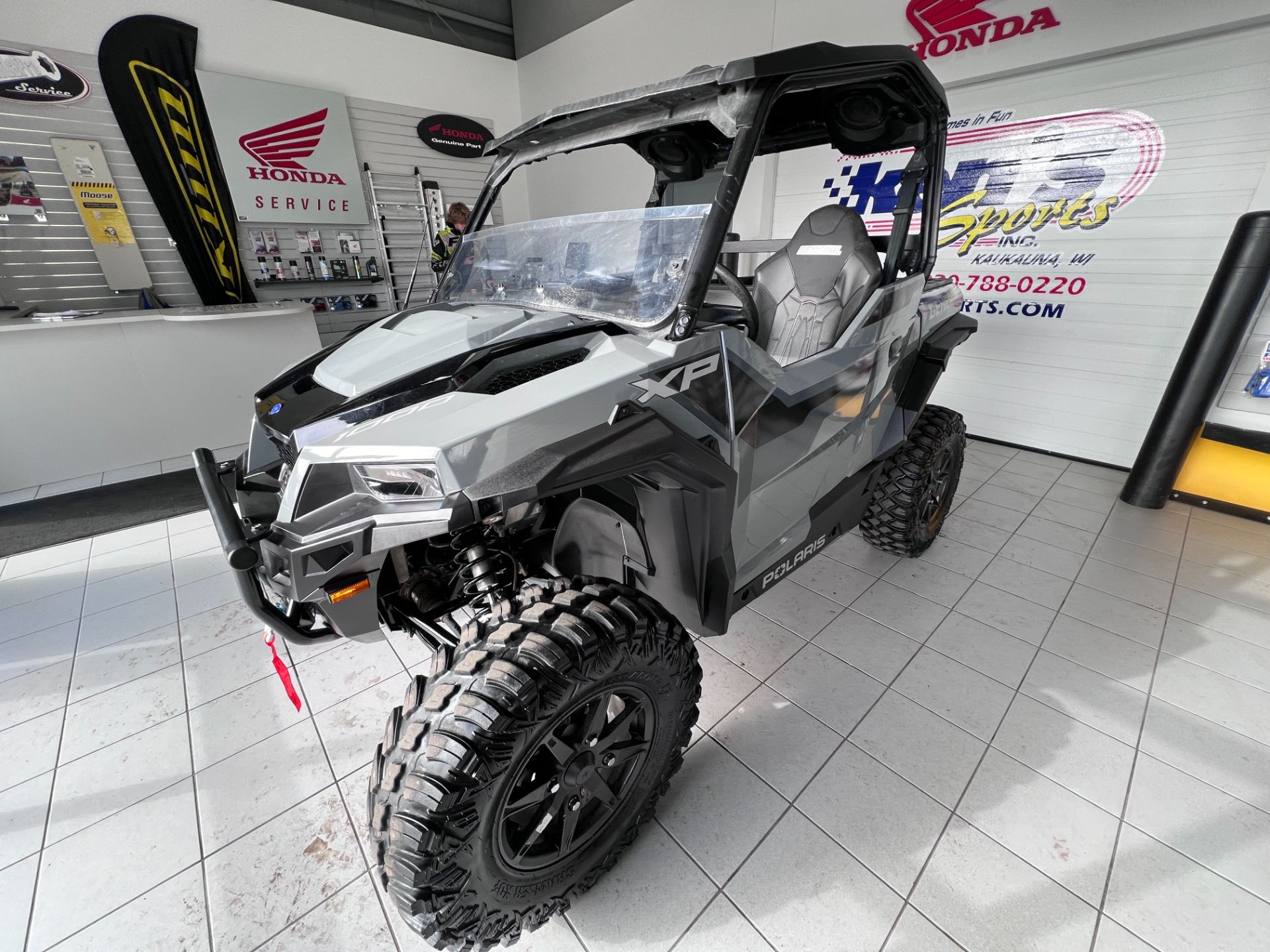 2023 Polaris General XP 1000 Ultimate in Kaukauna, Wisconsin - Photo 2