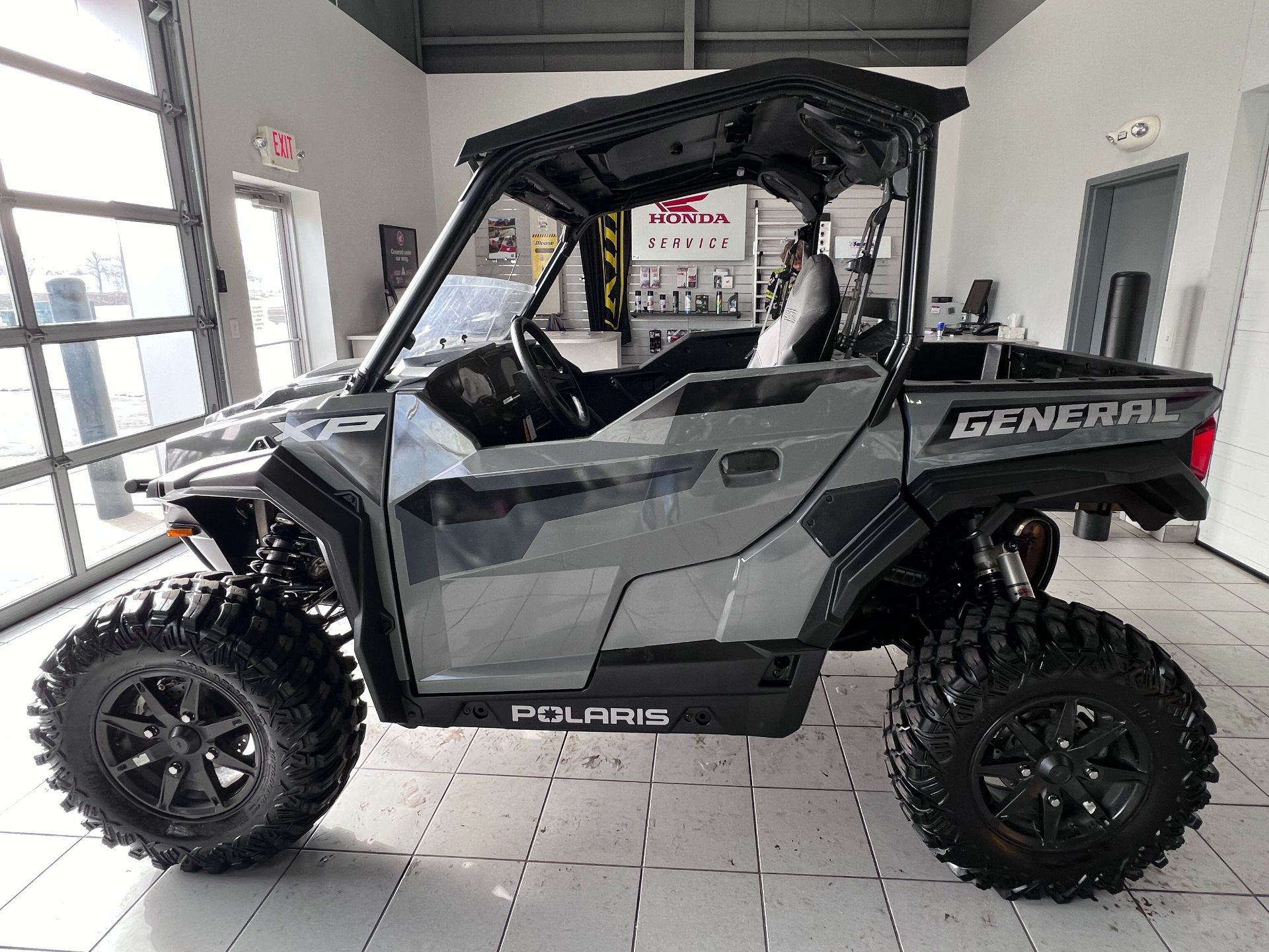2023 Polaris General XP 1000 Ultimate in Kaukauna, Wisconsin - Photo 5