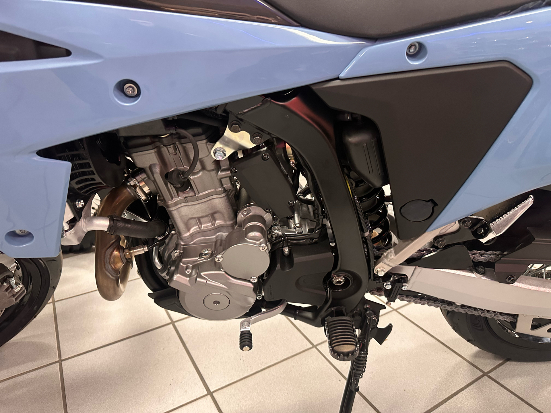 2025 Suzuki DR-Z4SM in Kaukauna, Wisconsin - Photo 10