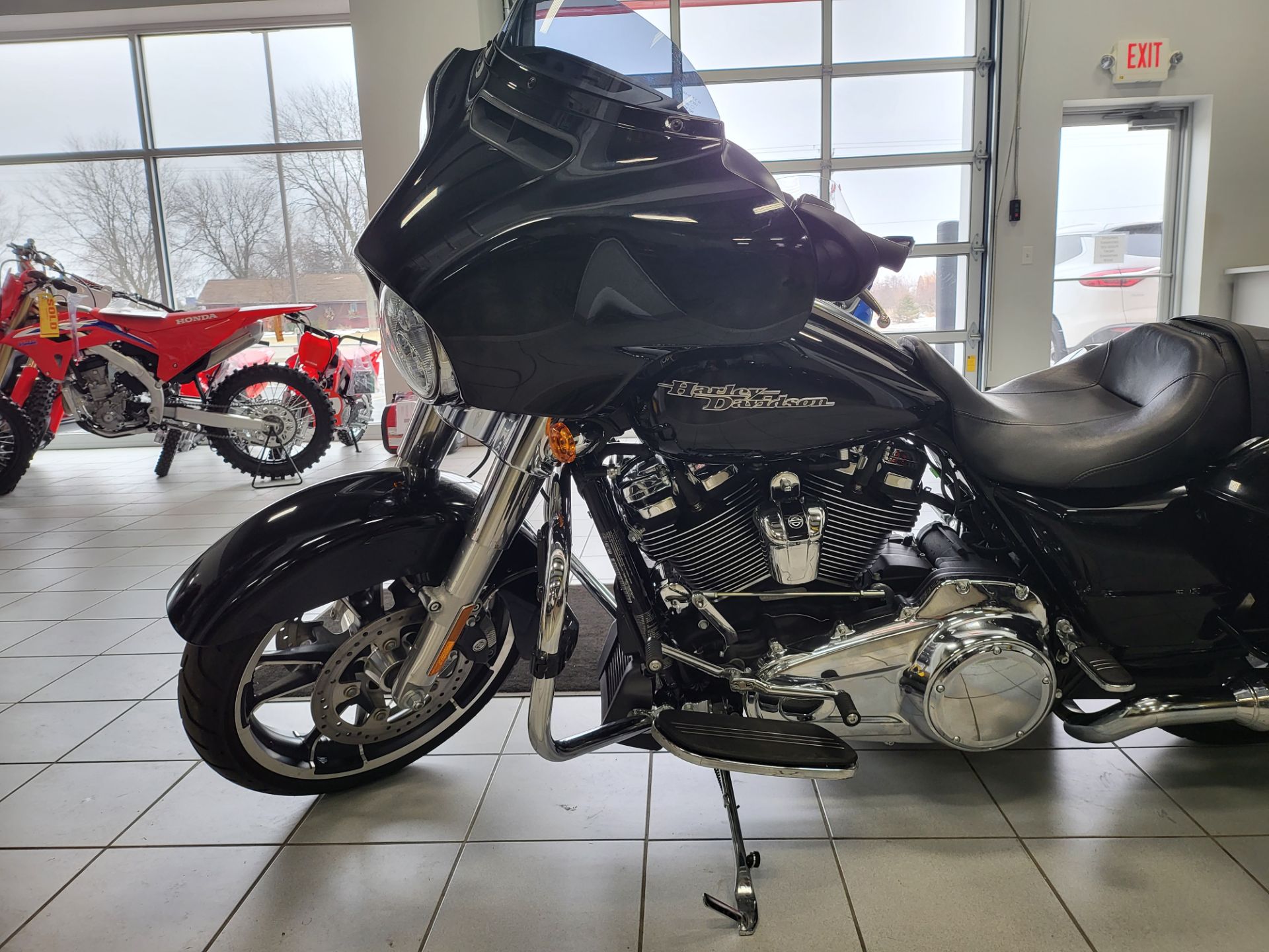 2020 Harley-Davidson Street Glide® in Kaukauna, Wisconsin - Photo 9