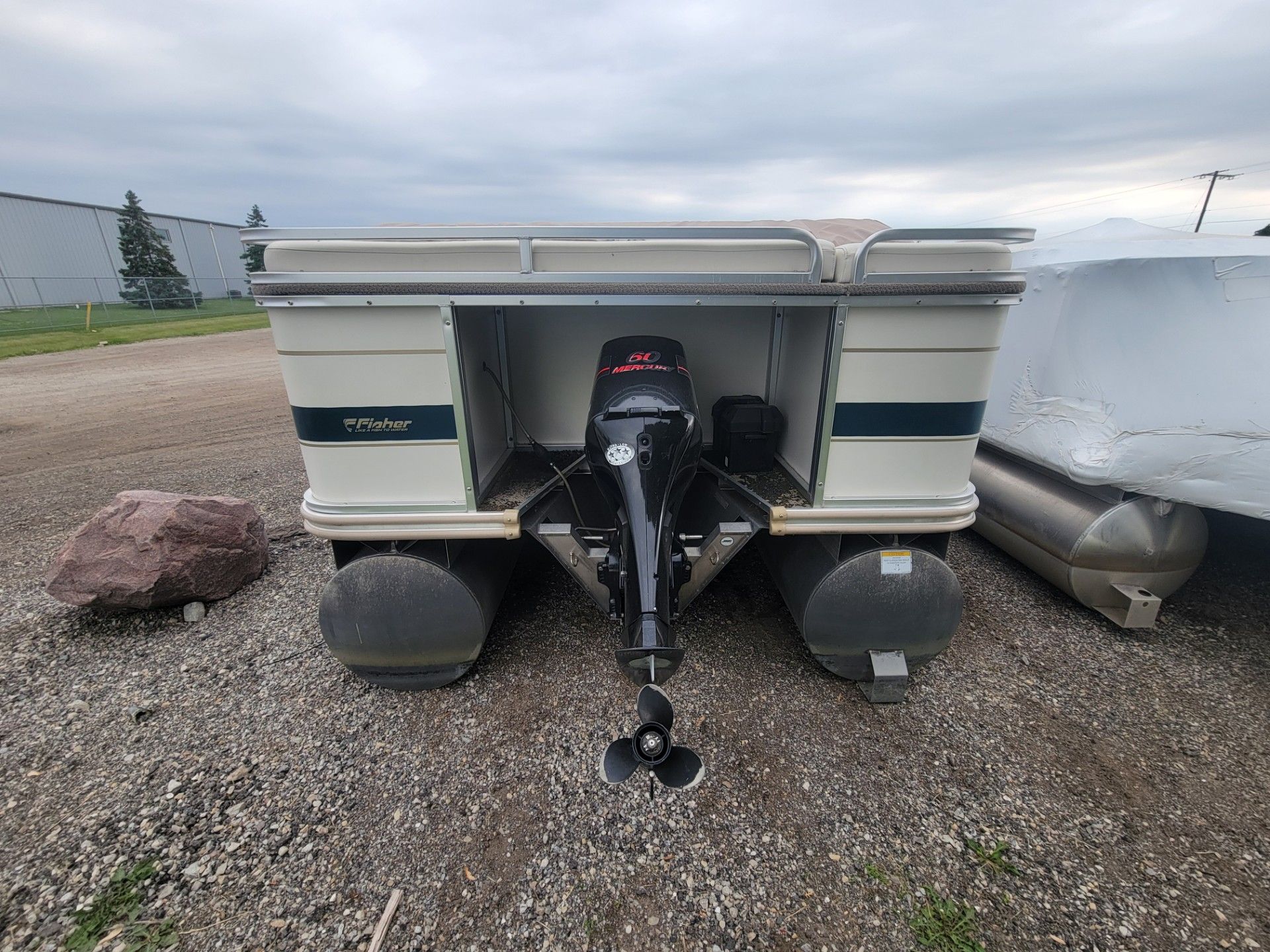 2002 Fisher Freedom 200 DLX in Kaukauna, Wisconsin - Photo 4