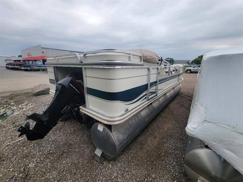 2002 Fisher Freedom 200 DLX in Kaukauna, Wisconsin - Photo 5