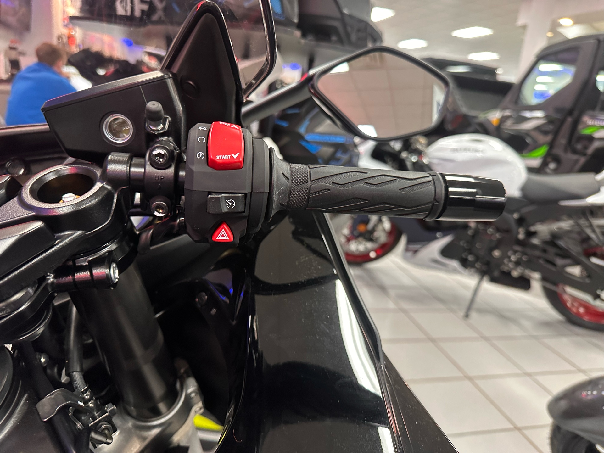 2025 Suzuki Hayabusa in Kaukauna, Wisconsin - Photo 7