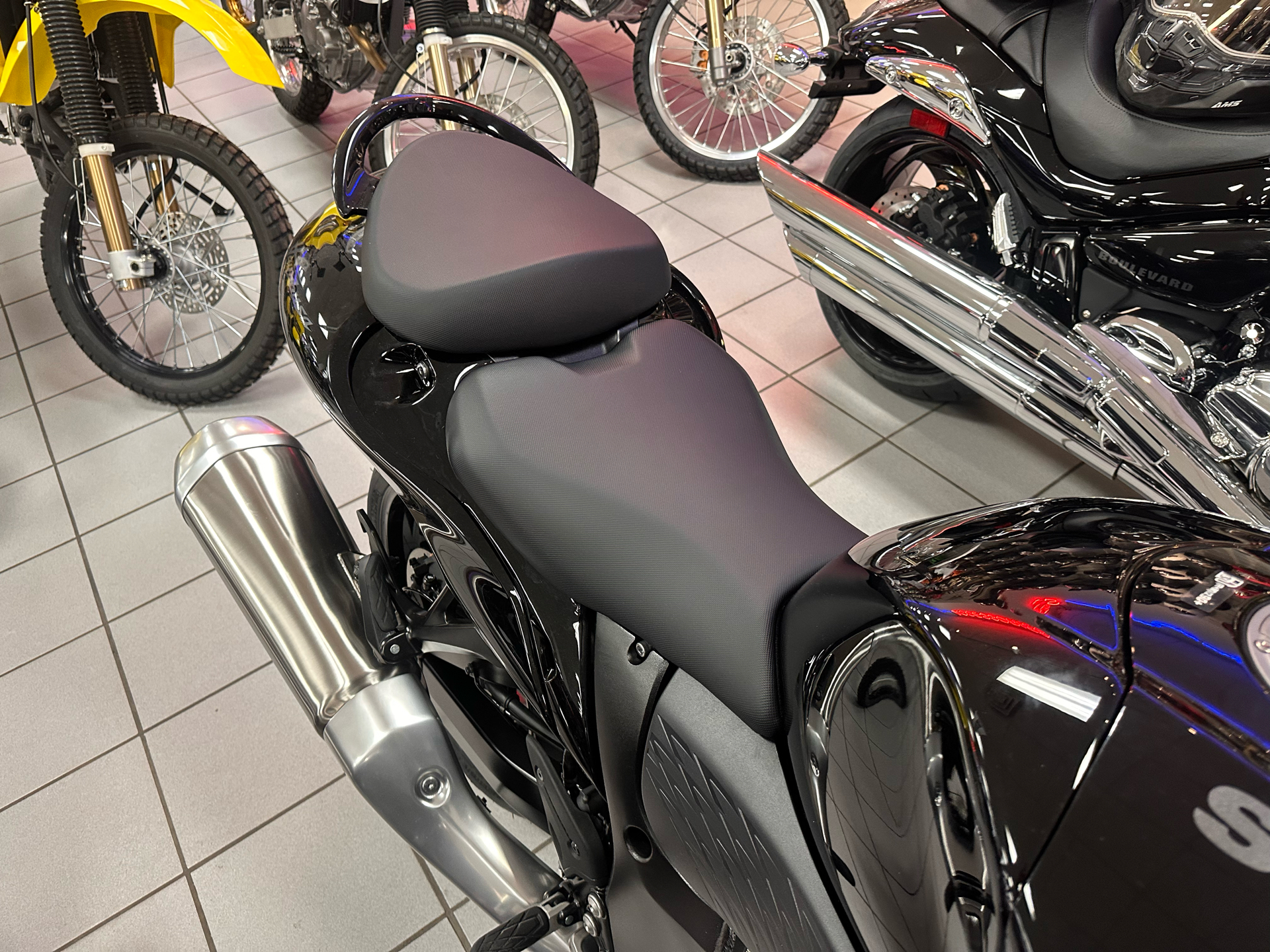 2025 Suzuki Hayabusa in Kaukauna, Wisconsin - Photo 8