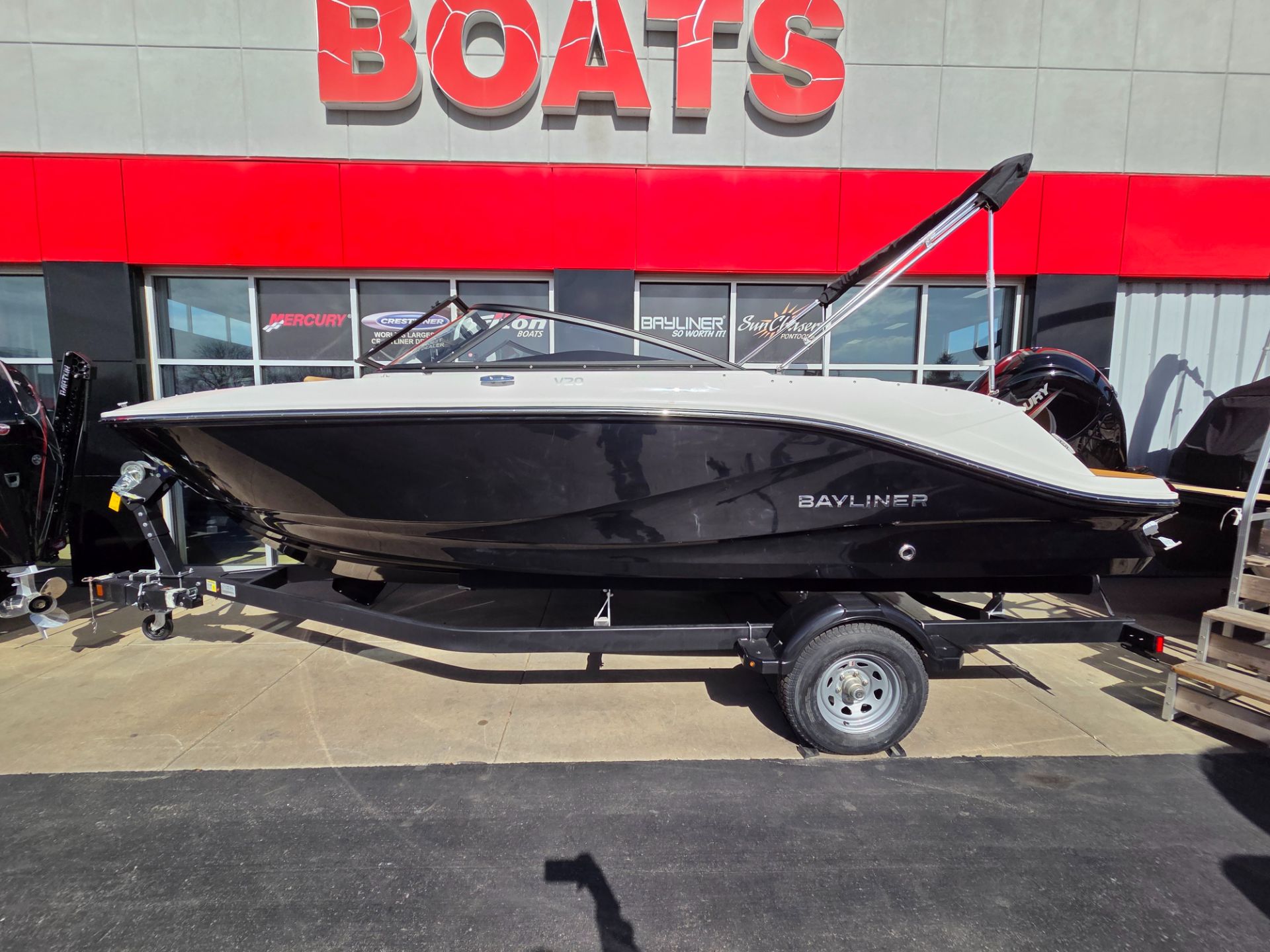2026 Bayliner V20