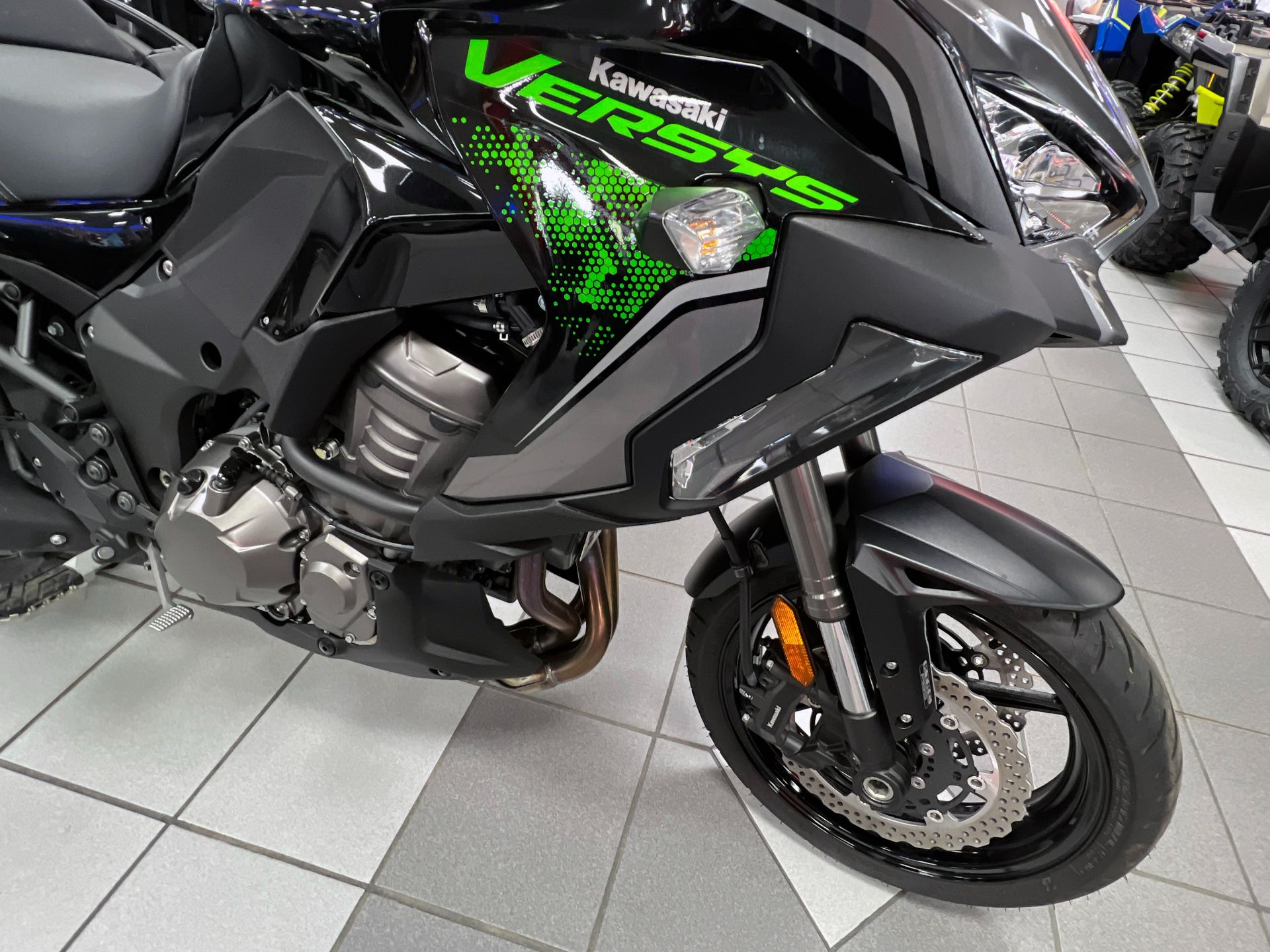 2022 Kawasaki Versys 1000 SE LT+ in Kaukauna, Wisconsin - Photo 8