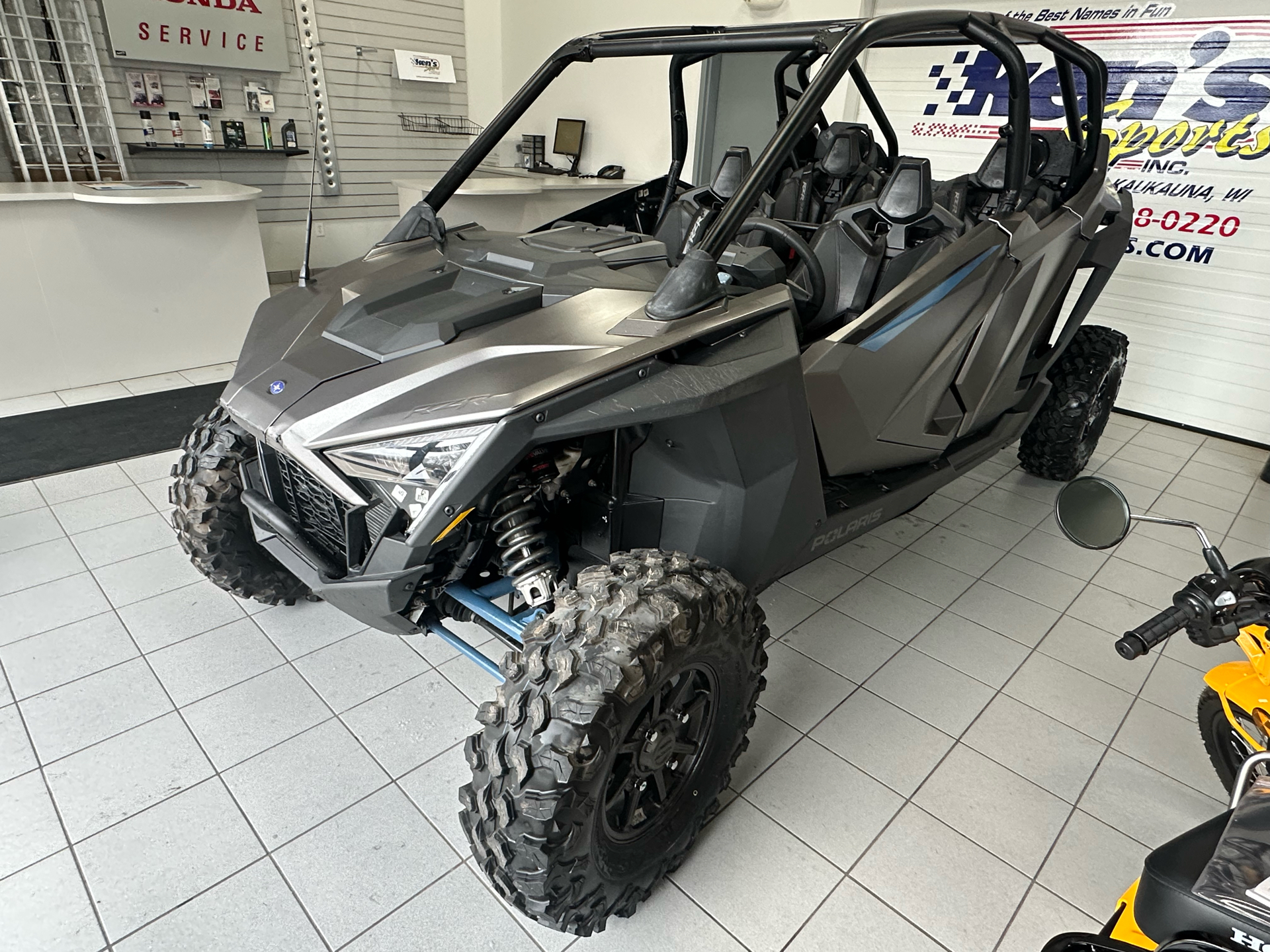 2021 Polaris RZR PRO XP 4 Ultimate in Kaukauna, Wisconsin - Photo 2