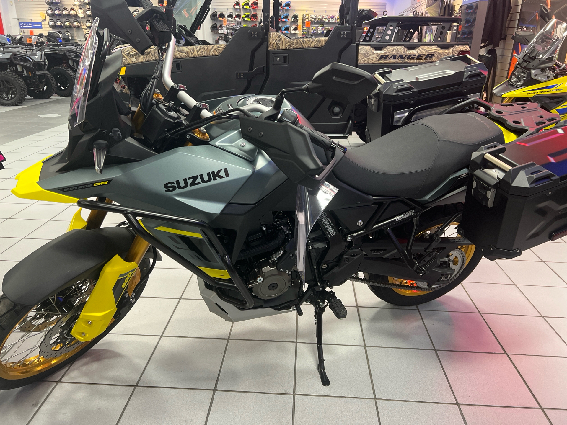2024 Suzuki V-Strom 800DE Adventure in Kaukauna, Wisconsin - Photo 4