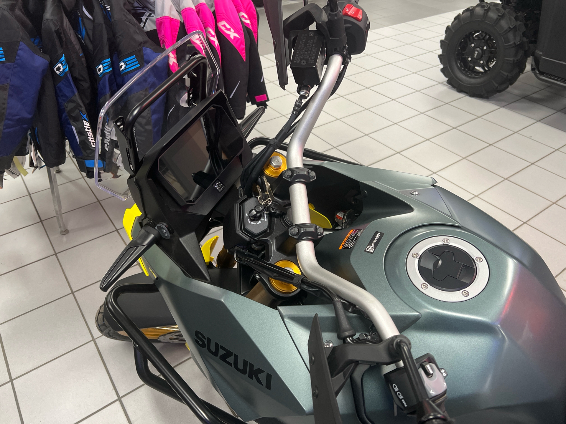 2024 Suzuki V-Strom 800DE Adventure in Kaukauna, Wisconsin - Photo 5