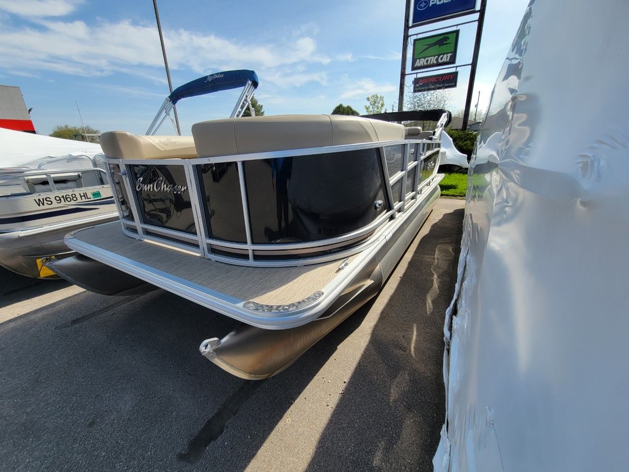 2022 SunChaser Geneva Cruise 20 LR DH in Kaukauna, Wisconsin - Photo 3