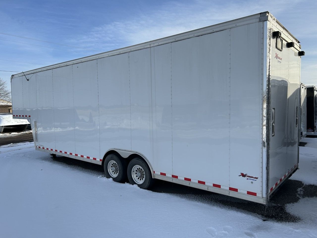 2018 United Trailers EXTGN-8.534TA70 in Kaukauna, Wisconsin - Photo 1