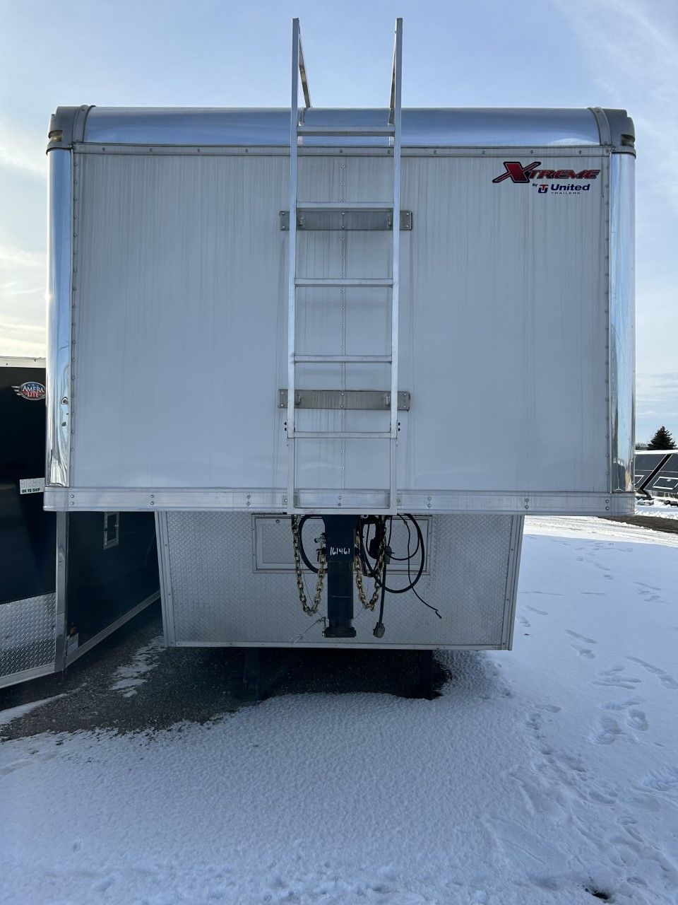 2018 United Trailers EXTGN-8.534TA70 in Kaukauna, Wisconsin - Photo 3