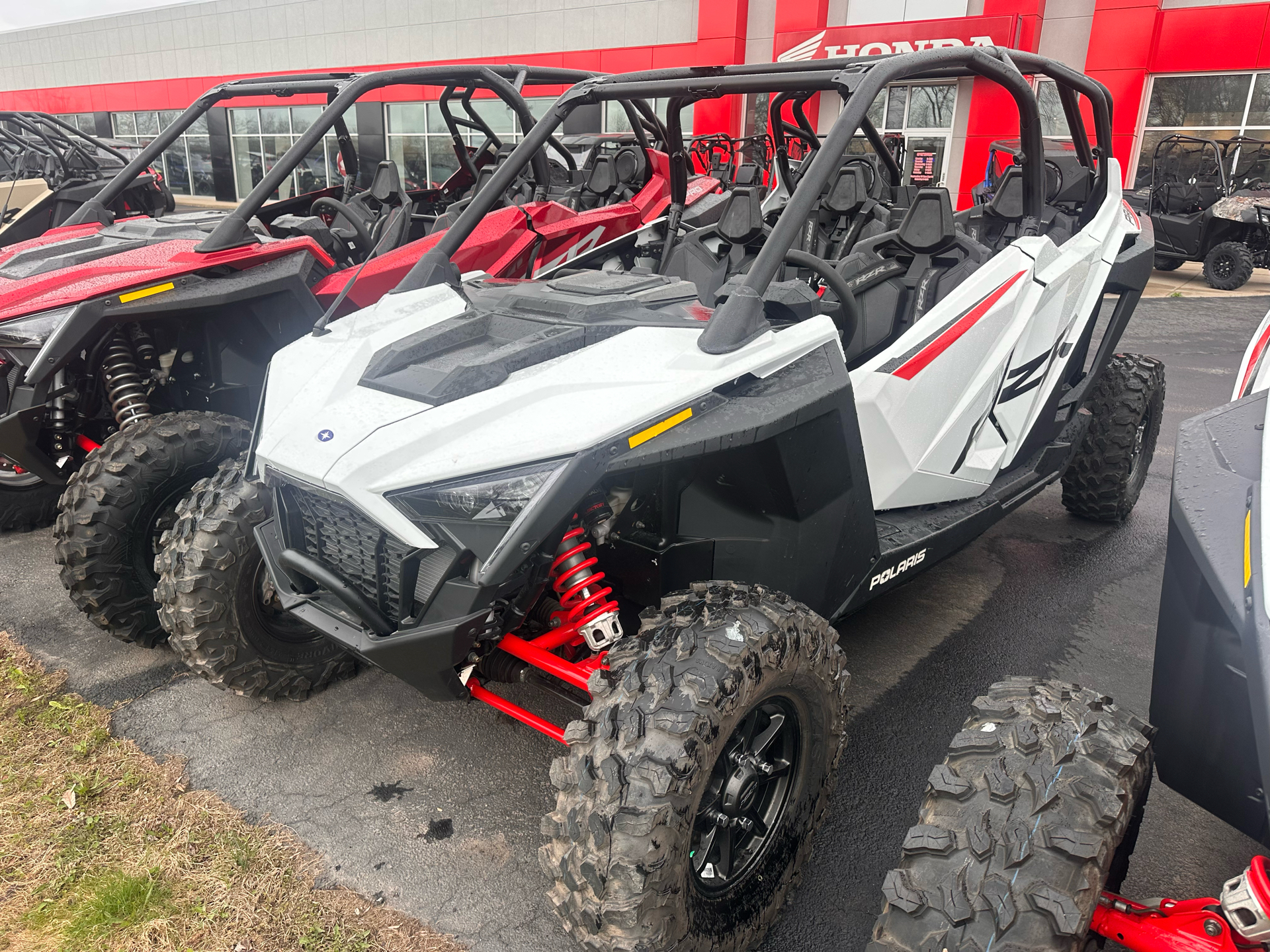 2021 Polaris RZR PRO XP 4 Ultimate in Kaukauna, Wisconsin - Photo 2