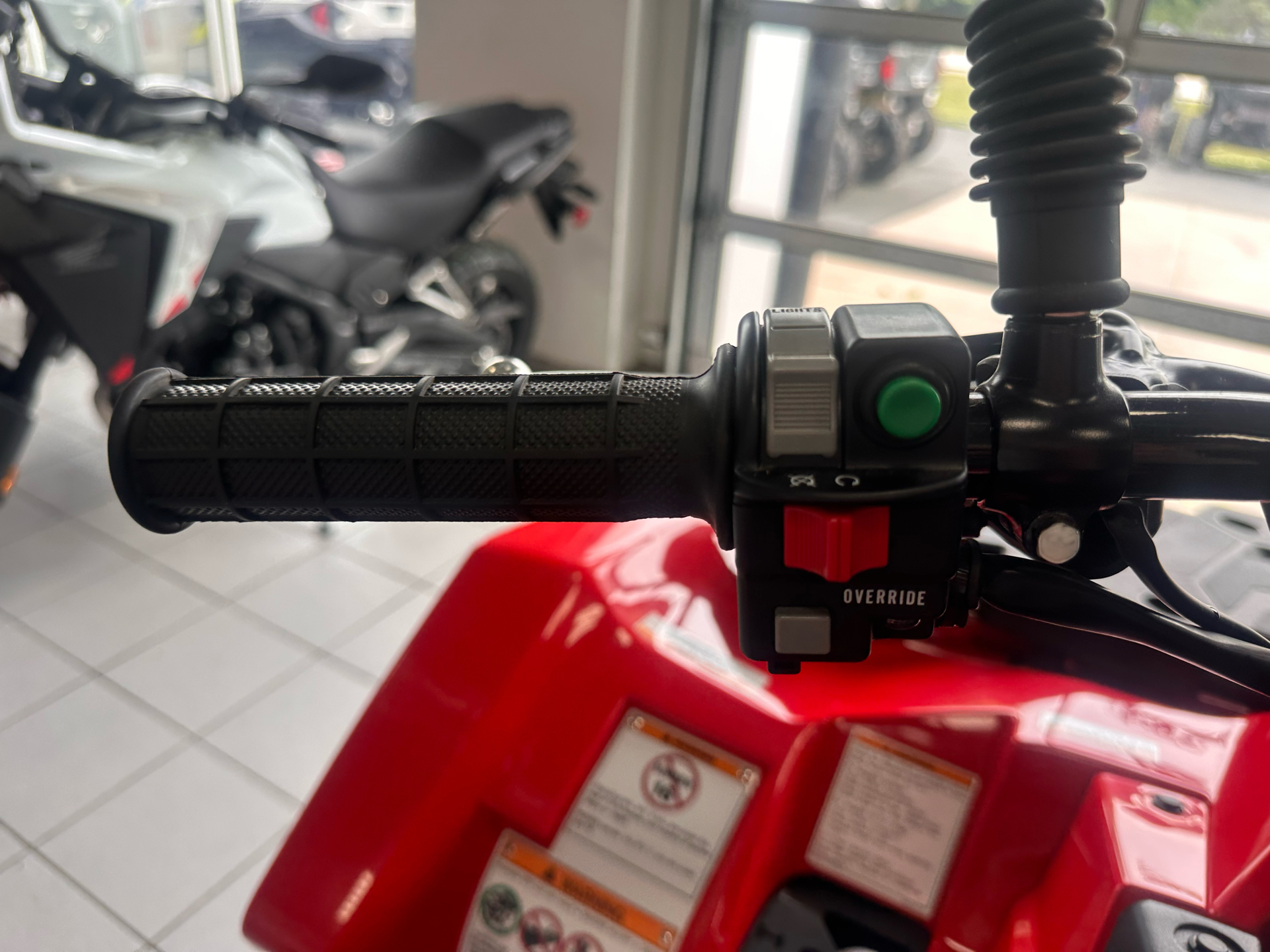 2023 Suzuki KingQuad 500AXi Power Steering in Kaukauna, Wisconsin - Photo 6