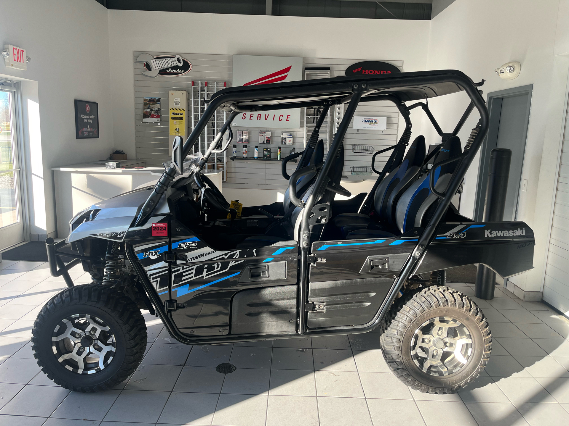 2020 Kawasaki Teryx4 LE in Kaukauna, Wisconsin - Photo 4