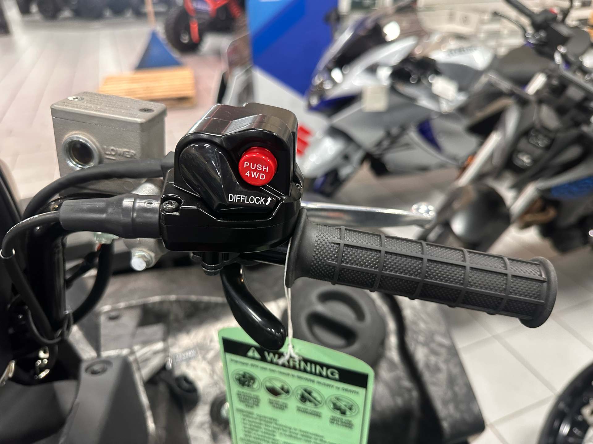 2025 Suzuki KingQuad 500AXi Power Steering SE+ in Kaukauna, Wisconsin - Photo 6