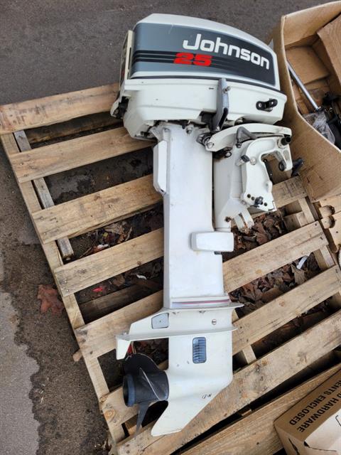 Johnson J25ELETC in Kaukauna, Wisconsin