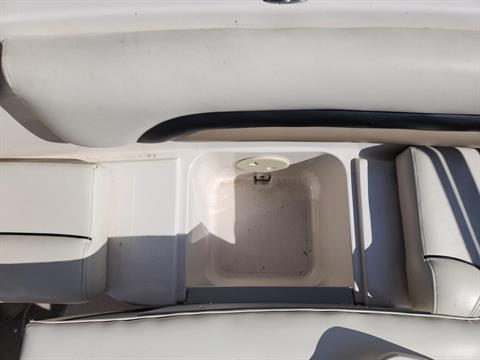 2002 Hurricane SunDeck 187 OB in Kaukauna, Wisconsin - Photo 19