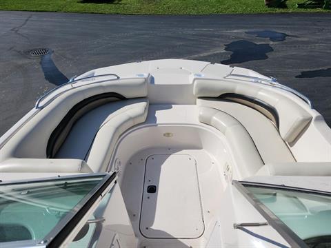 2002 Hurricane SunDeck 187 OB in Kaukauna, Wisconsin - Photo 7