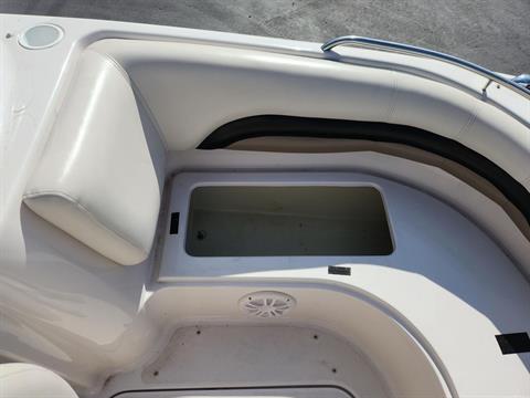 2002 Hurricane SunDeck 187 OB in Kaukauna, Wisconsin - Photo 12