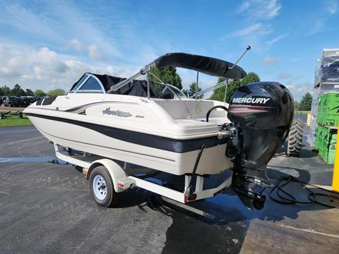 2002 Hurricane SunDeck 187 OB in Kaukauna, Wisconsin - Photo 3