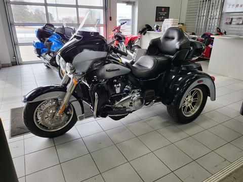 2020 Harley-Davidson Tri Glide® Ultra in Kaukauna, Wisconsin - Photo 10