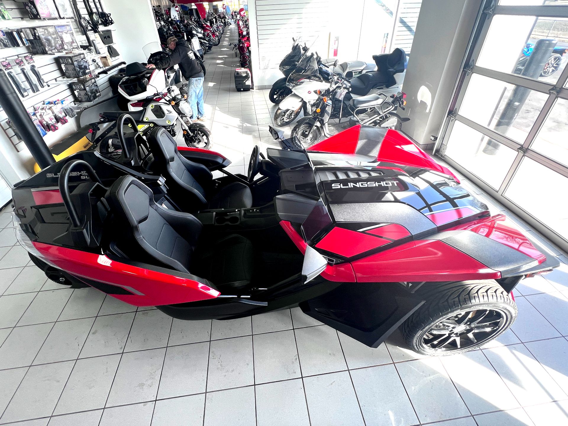 2024 Slingshot Slingshot SLR - AutoDrive in Kaukauna, Wisconsin - Photo 8