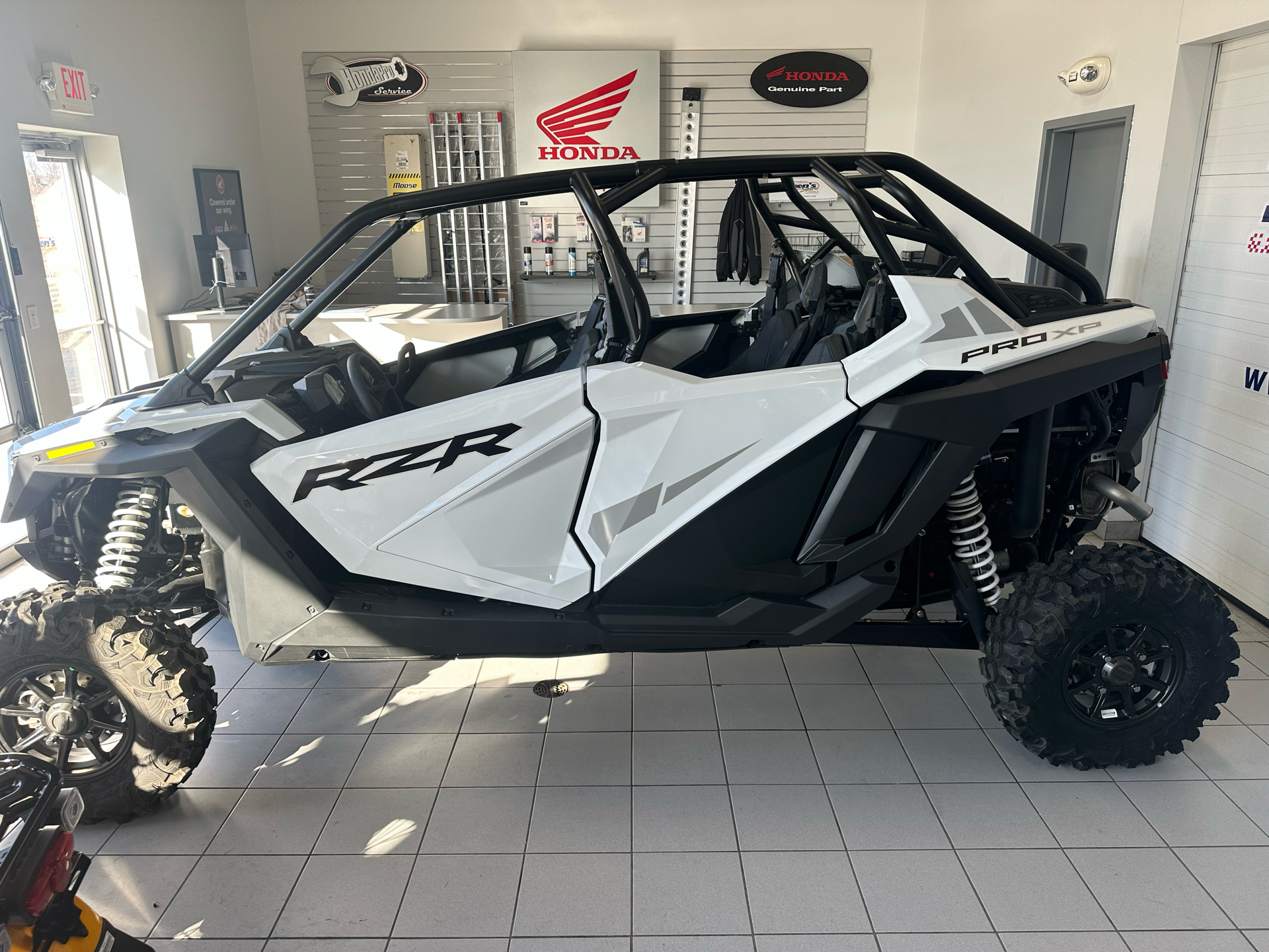 2022 Polaris RZR PRO XP 4 Sport - FOX Shocks in Kaukauna, Wisconsin - Photo 4