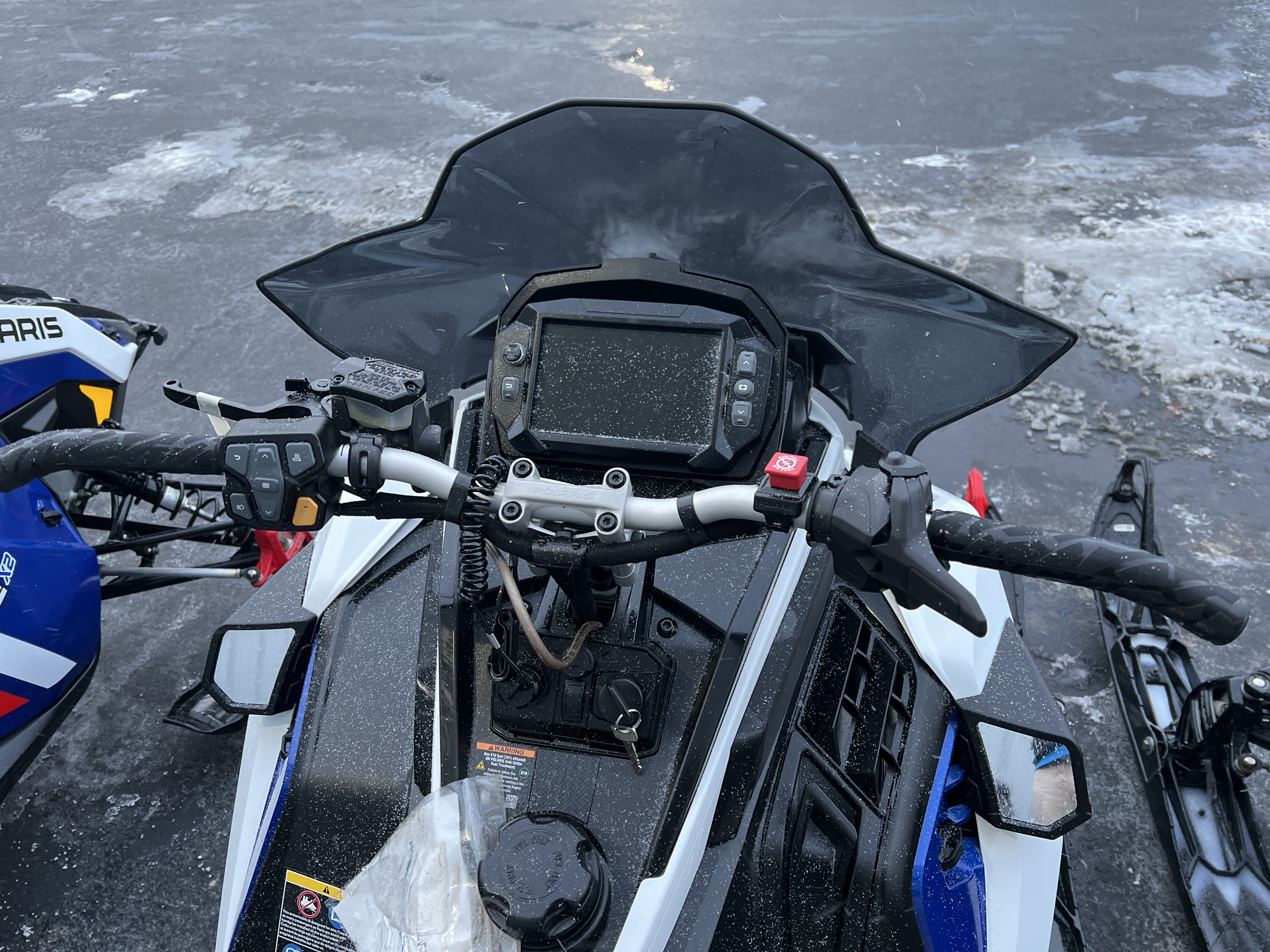 2023 Polaris ProStar S4 Indy Adventure 137 in Kaukauna, Wisconsin - Photo 3