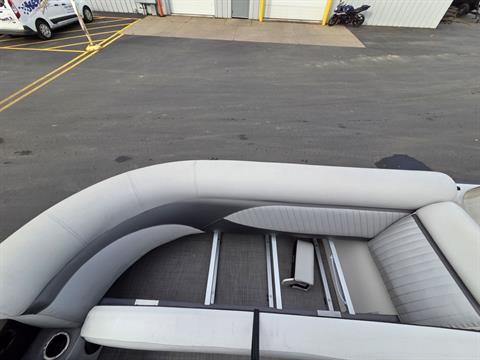 2018 Crest II 230 SLC in Kaukauna, Wisconsin - Photo 13