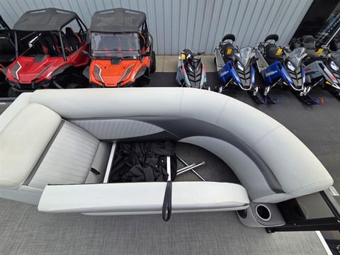 2018 Crest II 230 SLC in Kaukauna, Wisconsin - Photo 15