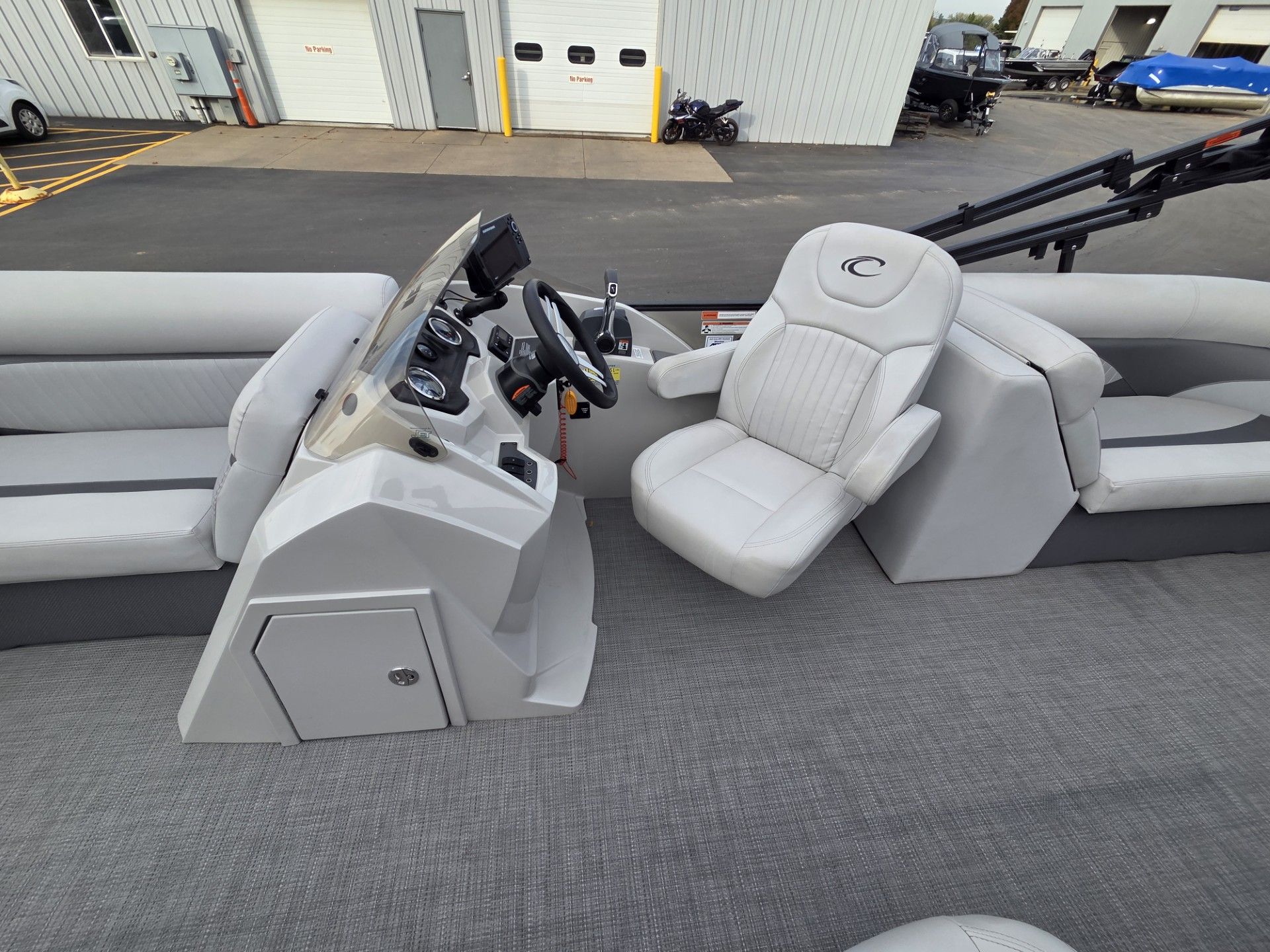 2018 Crest II 230 SLC in Kaukauna, Wisconsin - Photo 22