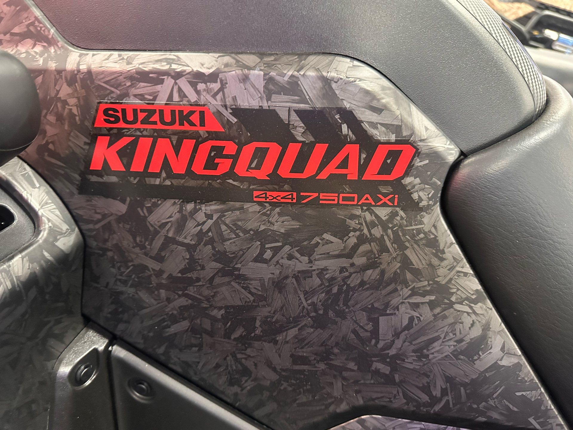 2025 Suzuki KingQuad 750AXi Power Steering SE+ in Kaukauna, Wisconsin - Photo 11