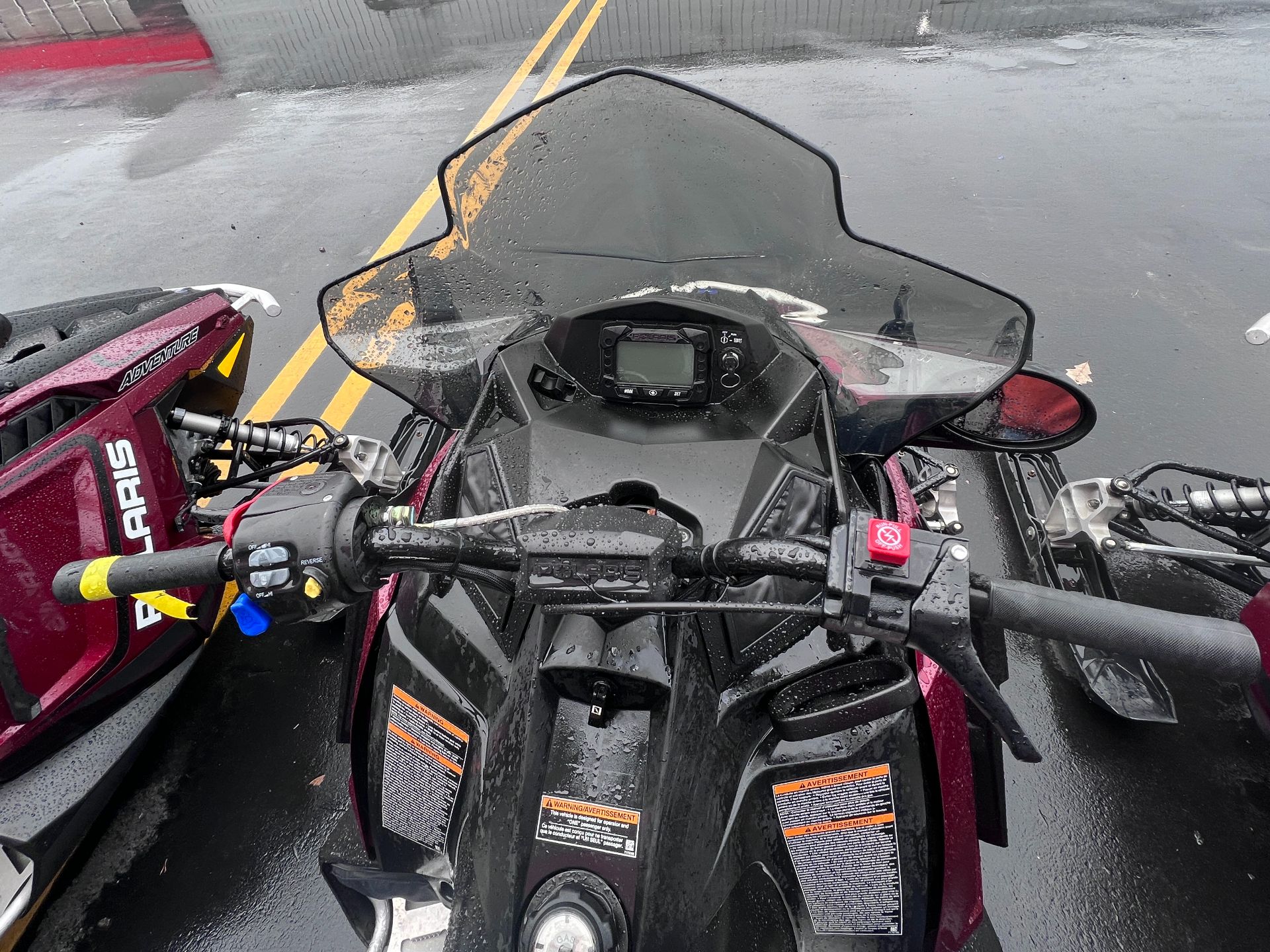 2022 Polaris 550 Indy Adventure 144 ES in Kaukauna, Wisconsin - Photo 6