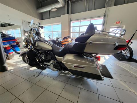 2018 Harley-Davidson Electra Glide® Ultra Classic® in Kaukauna, Wisconsin - Photo 6