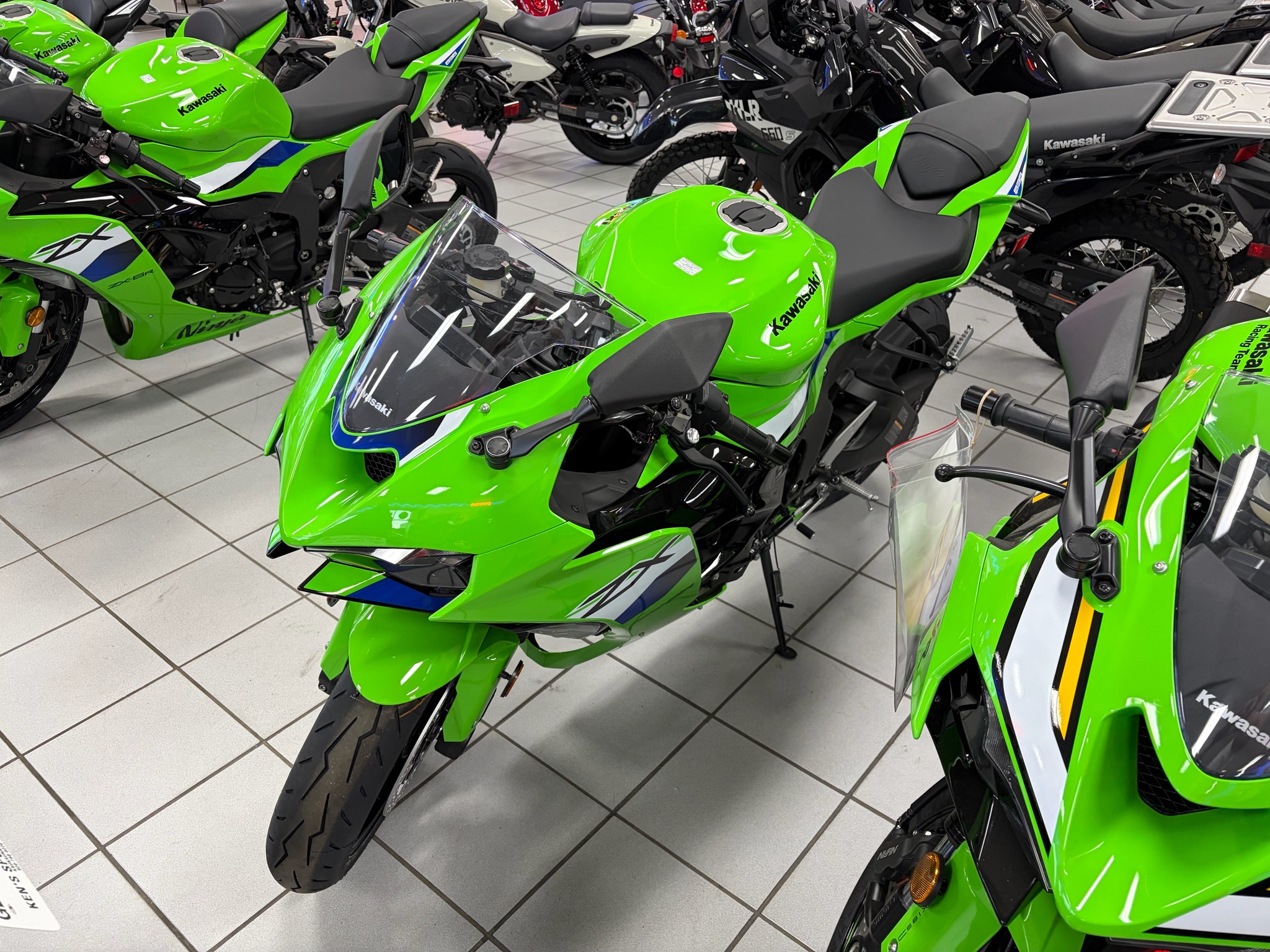 2026 Kawasaki Ninja® ZX-6R 2
