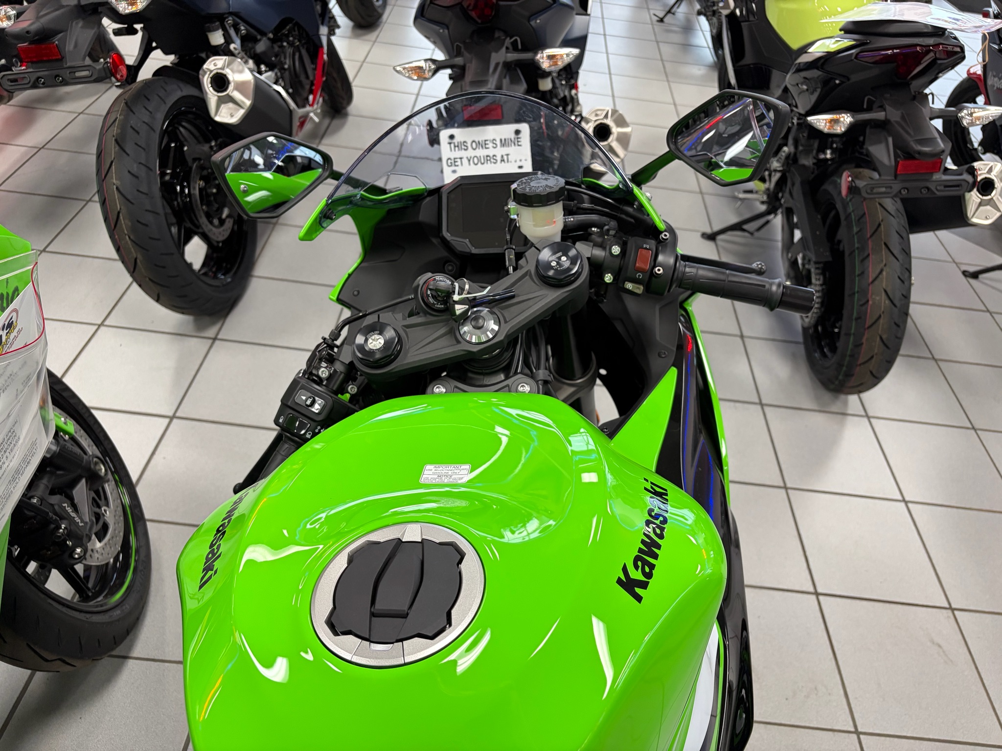 2026 Kawasaki Ninja® ZX-6R 5