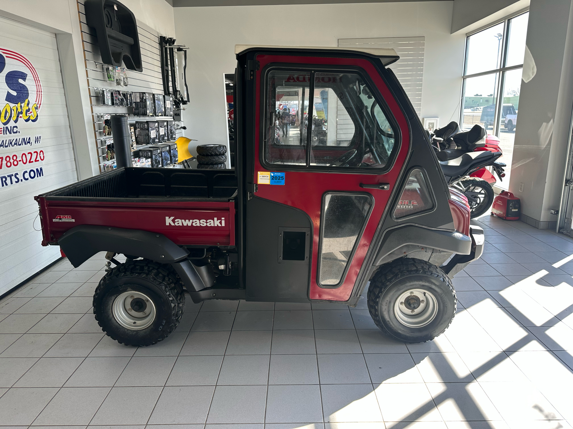 2012 Kawasaki Mule™ 4010 4x4 in Kaukauna, Wisconsin - Photo 8