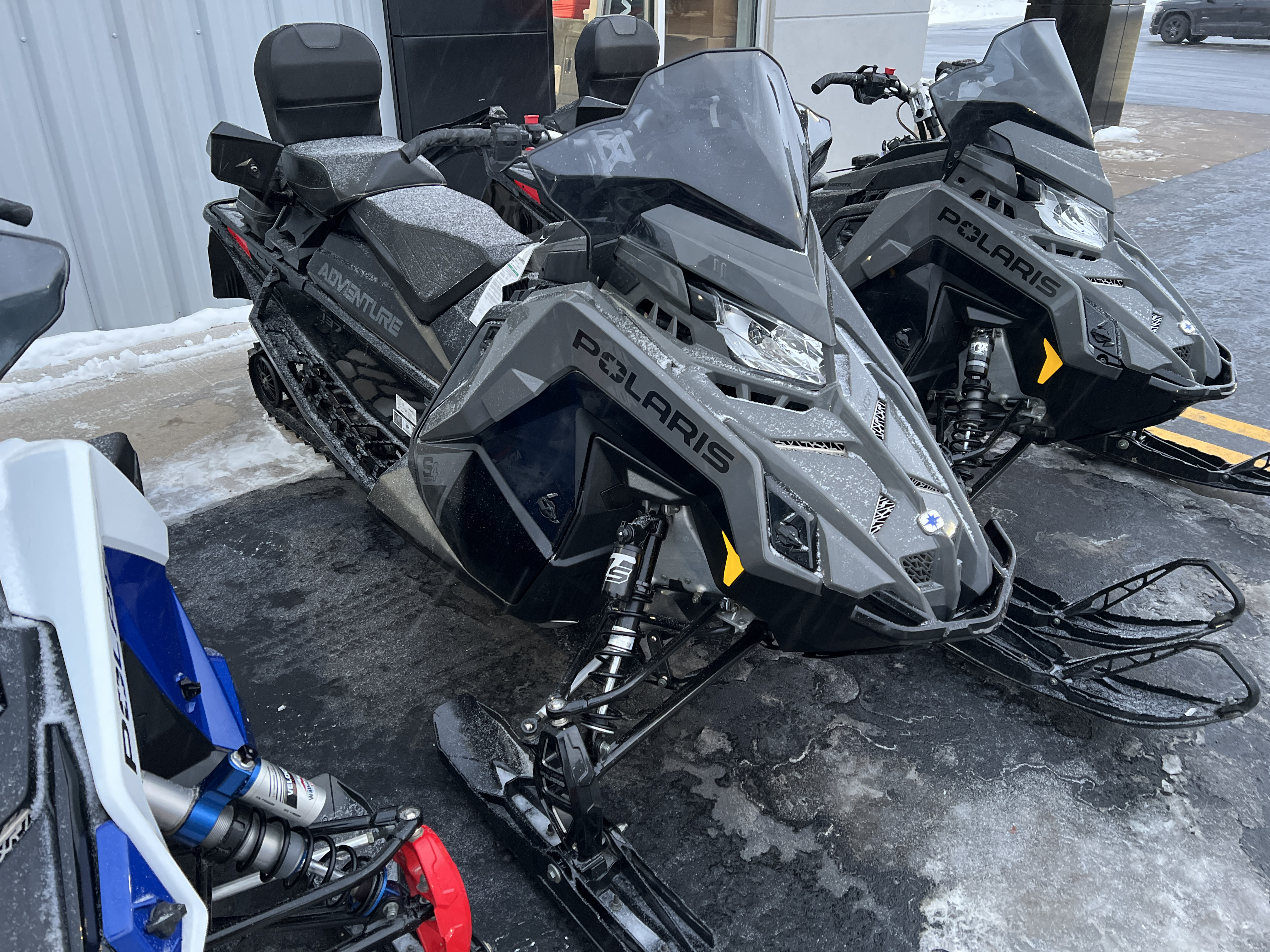 2024 Polaris ProStar S4 Indy Adventure 137 ES in Kaukauna, Wisconsin - Photo 1