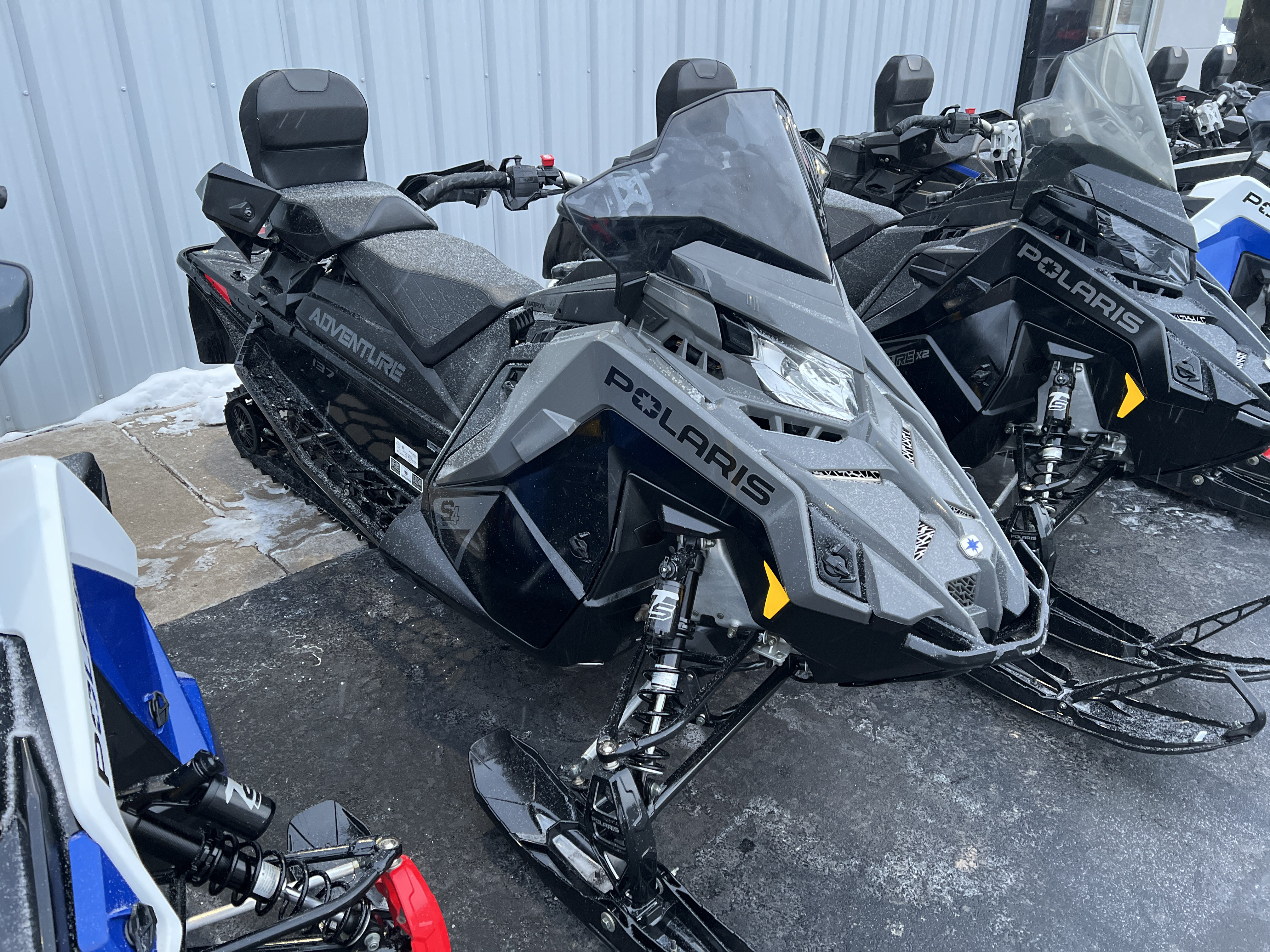 2024 Polaris ProStar S4 Indy Adventure 137 ES in Kaukauna, Wisconsin - Photo 1