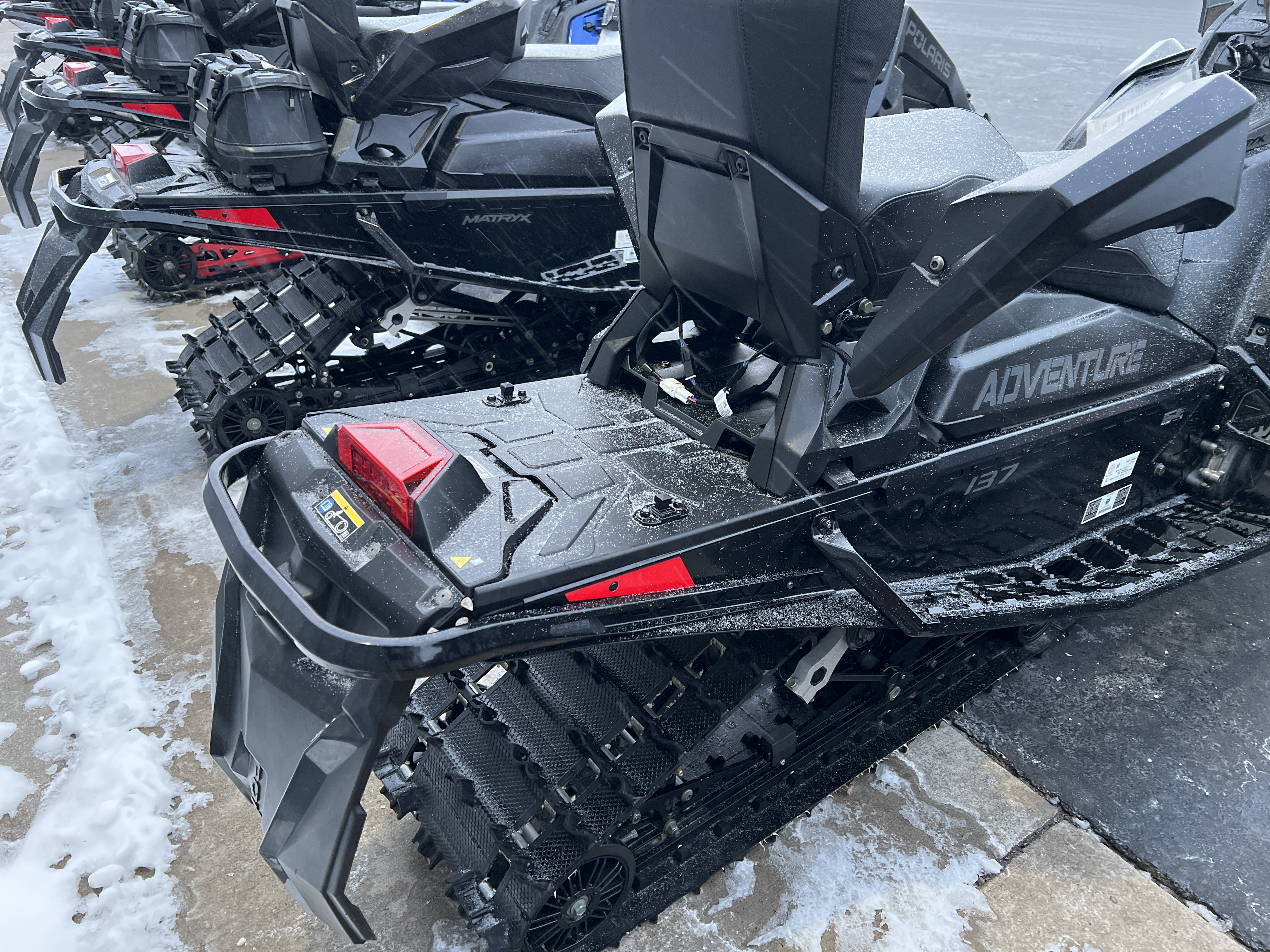 2024 Polaris ProStar S4 Indy Adventure 137 ES in Kaukauna, Wisconsin - Photo 2