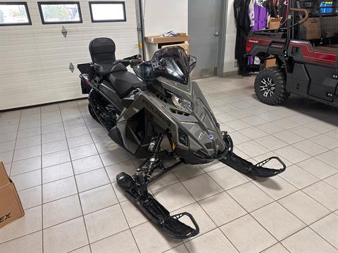 2024 Polaris ProStar S4 Indy Adventure 137 ES in Kaukauna, Wisconsin