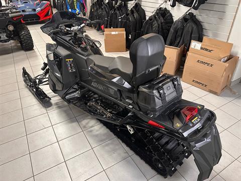 2024 Polaris ProStar S4 Indy Adventure 137 ES in Kaukauna, Wisconsin - Photo 3