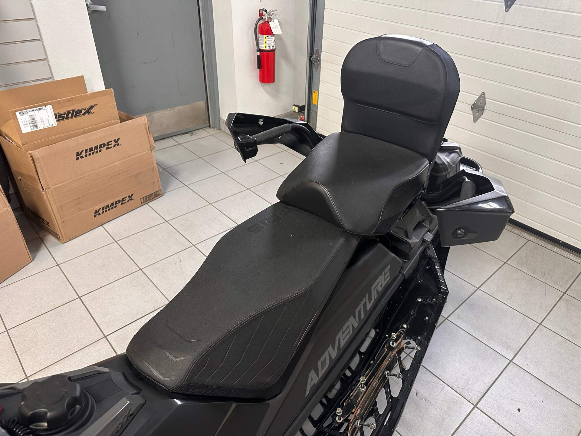 2024 Polaris ProStar S4 Indy Adventure 137 ES in Kaukauna, Wisconsin - Photo 7