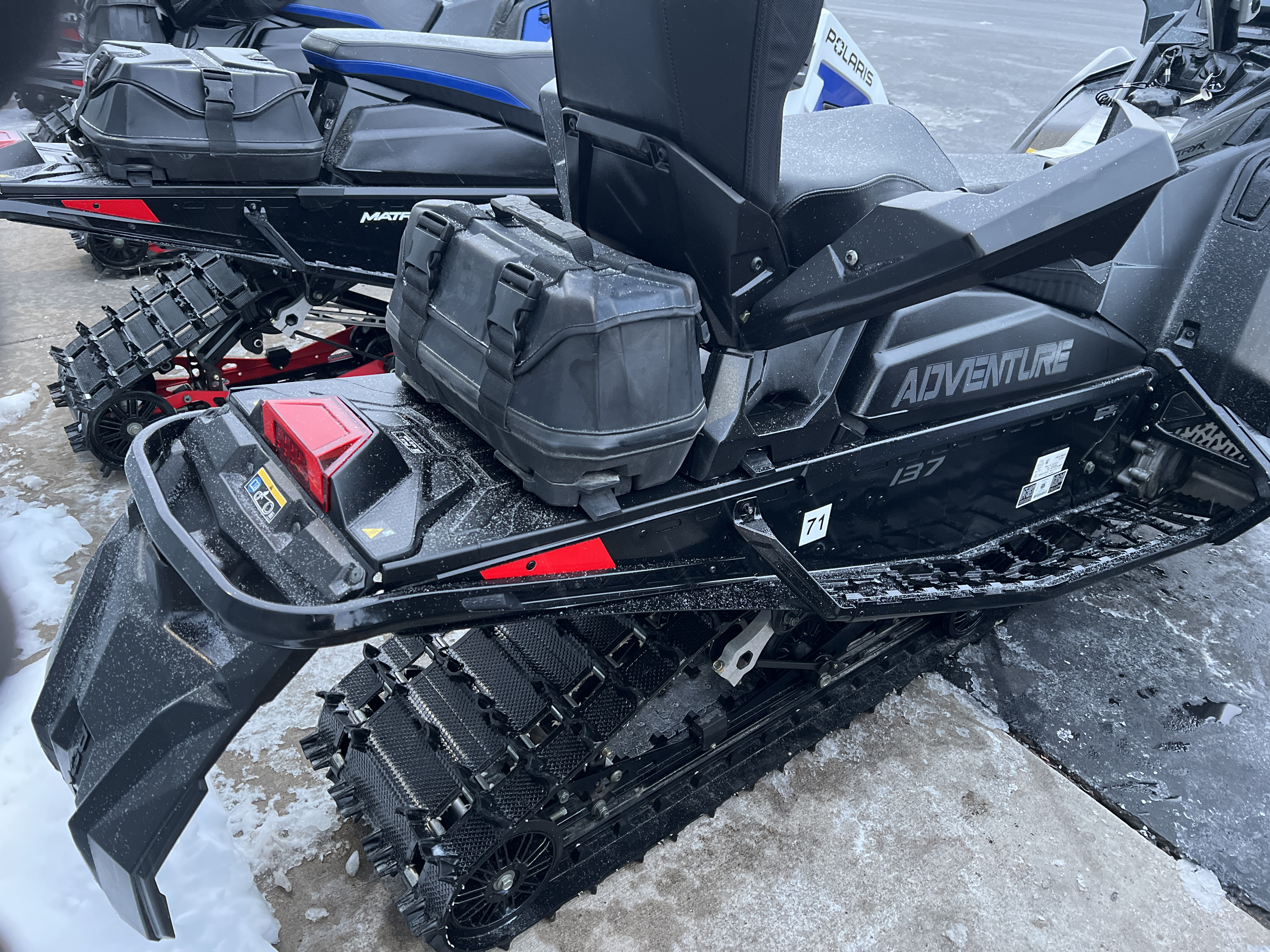 2024 Polaris ProStar S4 Indy Adventure 137 ES in Kaukauna, Wisconsin - Photo 2