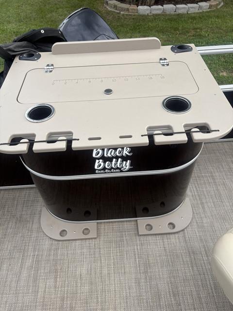 2017 SunChaser Classic Fish 8522 DLX in Kaukauna, Wisconsin - Photo 8