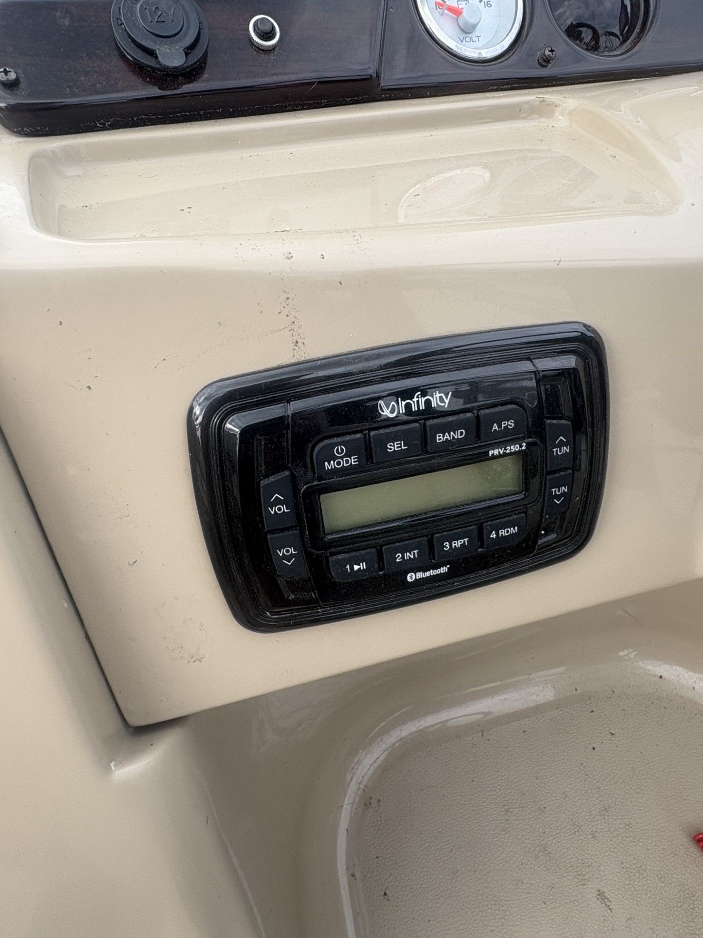 2017 SunChaser Classic Fish 8522 DLX in Kaukauna, Wisconsin - Photo 16